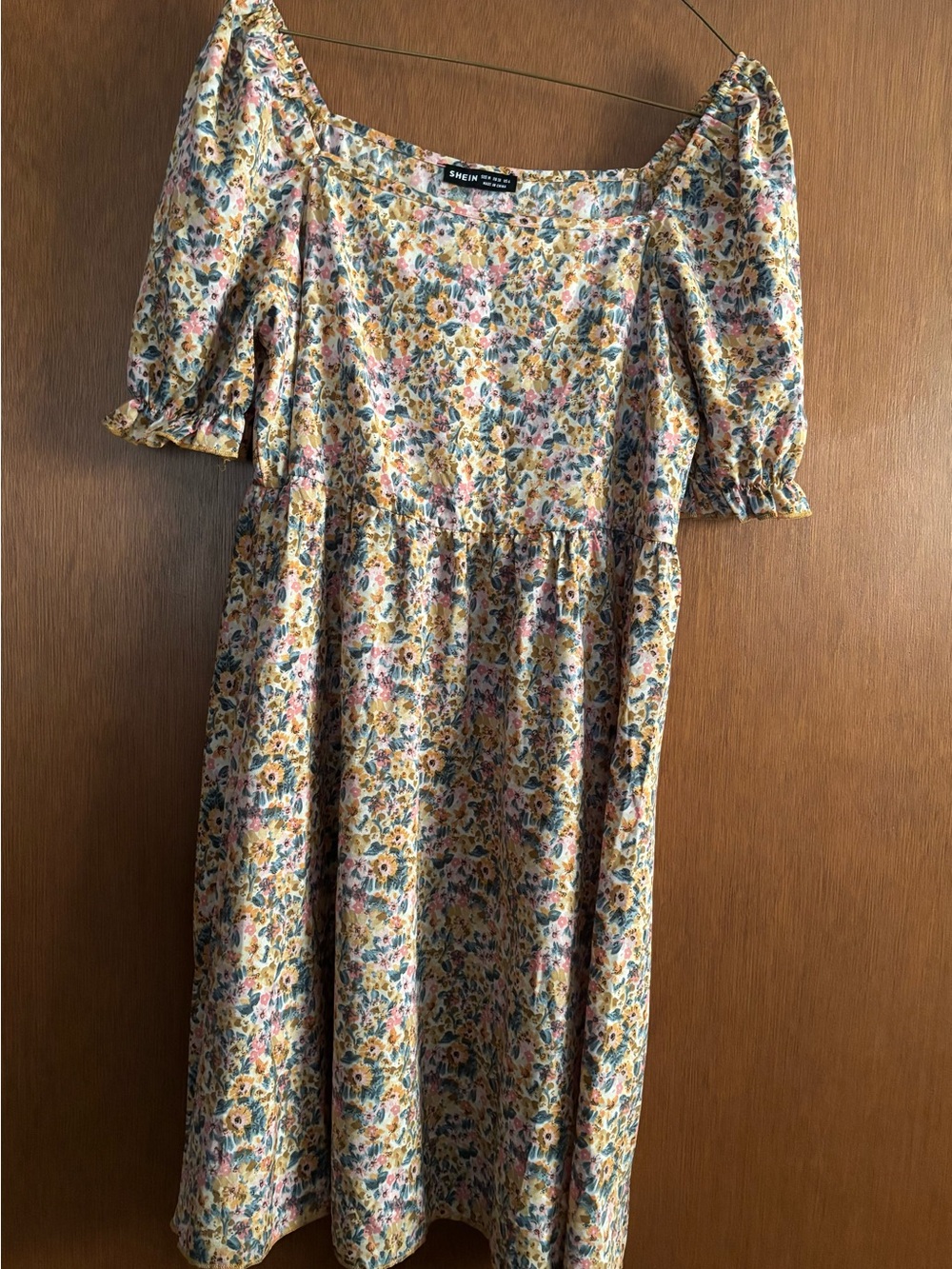 SHEIN Yellow Floral Square Neck Midi Dress with Puff Sleeves. Size medium